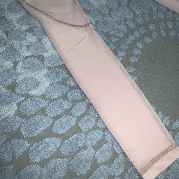 ARITZIA/TNA ATMOSPHERE LEGGINGS - Picture 4 of 5